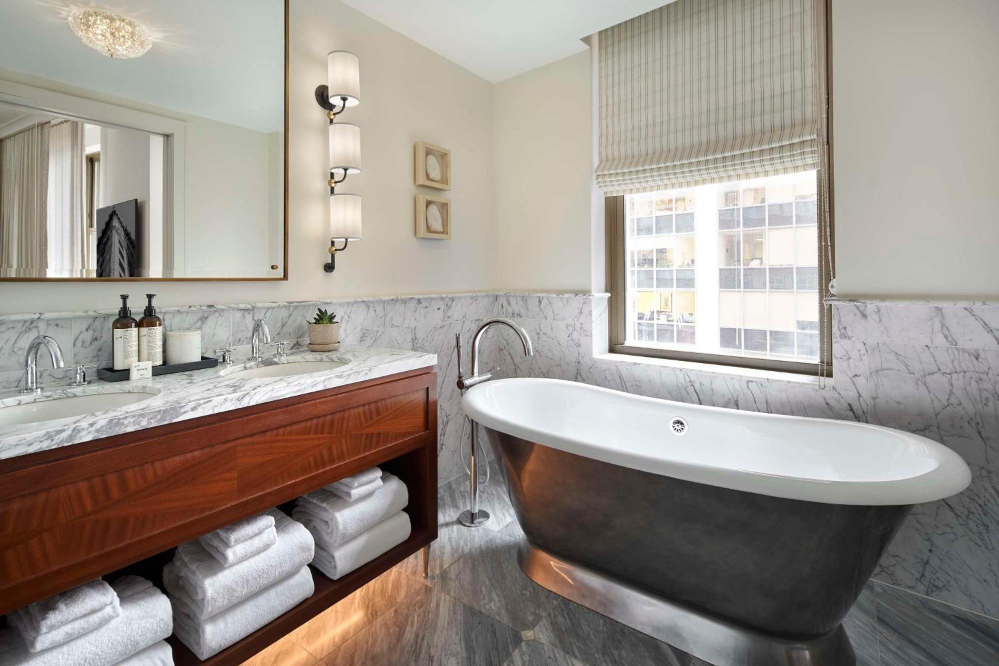 The Wall Street Hotel By Suiteness New York Exterior photo